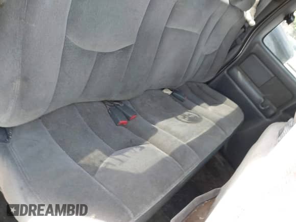 2003 GMC Sierra 1500 SLT с VIN 1GTEK19T43E188001, выставлен на аукционе IAAI как лот 42188572 с пробегом 225 347 миль миль и . История ставок и продаж доступна на DreamBid. Изображение 8.