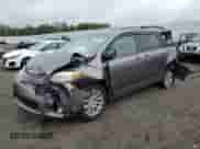2012 Toyota Sienna XLE AAS z VIN 5TDYK3DC4CS261166, wystawiony jako Copart lot #71992525 z przebiegiem 157 469 mil mil oraz Szkoda całkowita • Salvage title. Historia ofert i sprzedaży dostępna na DreamBid. Obrazek 1.