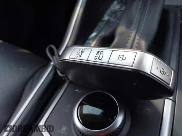 2025 Kia Sorento X-Line EX with VIN 5XYRHDJFXSG339002, listed as a IAAI auction lot 42671676 with 3,763 mi miles and . Bid and sale history available at DreamBid. Image 11.