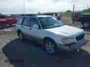 2001 Subaru Forester S z VIN JF1SF65581H755520, wystawiony jako IAAI lot #42322293 z przebiegiem 195 820 mil mil oraz . Historia ofert i sprzedaży dostępna na DreamBid. Obrazek 1.