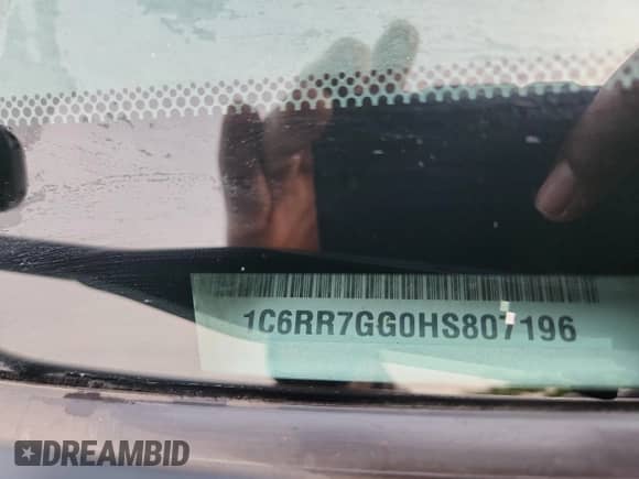 2017 Ram 1500 Big Horn z VIN 1C6RR7GG0HS807196, wystawiony jako Copart lot #60822675 z przebiegiem 167 615 mil mil oraz Szkoda całkowita • Salvage title. Historia ofert i sprzedaży dostępna na DreamBid. Obrazek 12.