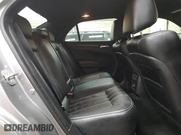 2014 Chrysler 300 S with VIN 2C3CCABG6EH291521, listed as a Copart auction lot 62171285 with 95,706 mi miles and Clean title. Bid and sale history available at DreamBid. Image 10.