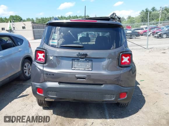 2018 Jeep Renegade Latitude с VIN ZACCJBBB6JPG73732, выставлен на аукционе IAAI как лот 42549052 с пробегом 65 388 миль миль и . История ставок и продаж доступна на DreamBid. Изображение 17.