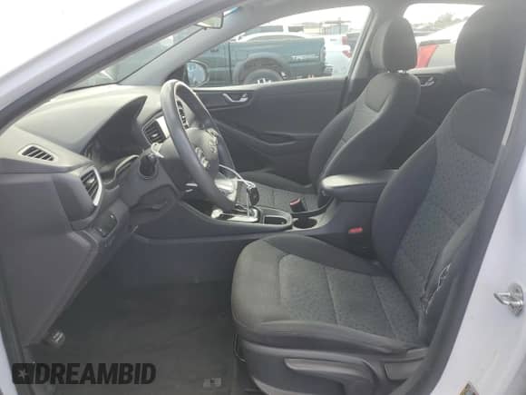 2019 Hyundai Ioniq Blue с VIN KMHC65LC6KU140754, выставлен на аукционе Copart как лот 42287324 с пробегом 166 739 миль миль и . История ставок и продаж доступна на DreamBid. Изображение 7.