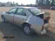 2000 Toyota Camry LE z VIN JT2BG22K1Y0455359, wystawiony jako IAAI lot #43398426 z przebiegiem 96 984 mil mil oraz . Historia ofert i sprzedaży dostępna na DreamBid. Obrazek 3.