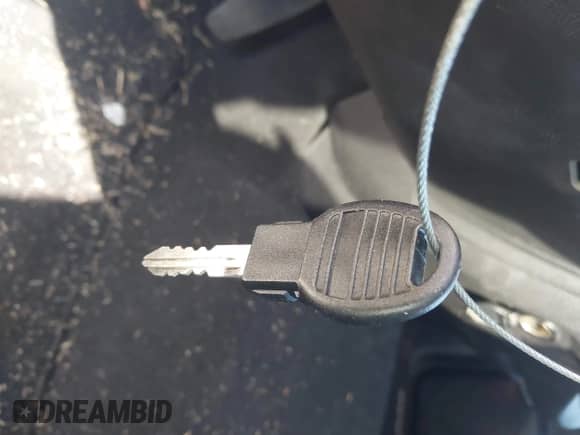 2014 Ram 1500 Big Horn z VIN 1C6RR6GT7ES153767, wystawiony jako IAAI lot #43413184 z przebiegiem 209 836 mil mil oraz . Historia ofert i sprzedaży dostępna na DreamBid. Obrazek 11.