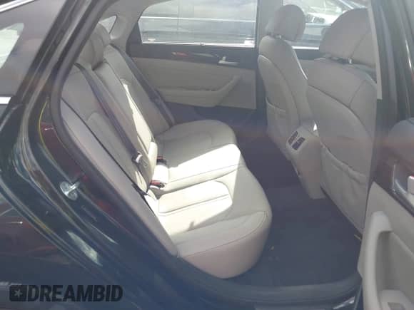 2015 Hyundai Sonata Sport с VIN 5NPE34AF5FH070046, выставлен на аукционе IAAI как лот 43326808 с пробегом 45 815 миль миль и . История ставок и продаж доступна на DreamBid. Изображение 8.