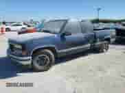1998 GMC Sierra 1500 z VIN 1GTEC19M8WE556142, wystawiony jako Copart lot #74216184 z przebiegiem 306 795 mil mil oraz Czysty tytuł • Clean title. Historia ofert i sprzedaży dostępna na DreamBid. Obrazek 1.