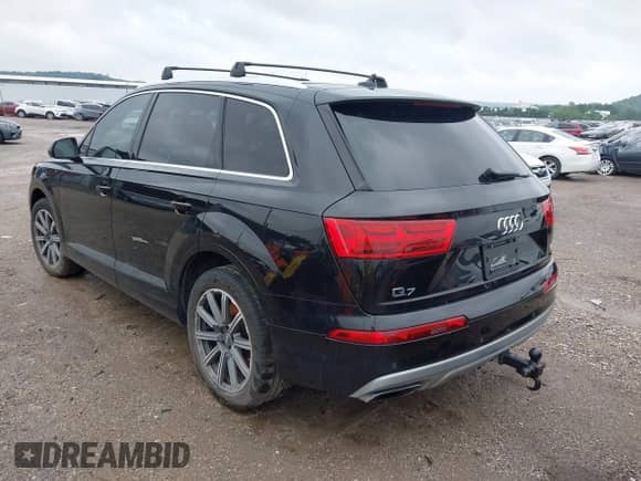 2017 Audi Q7 Premium Plus with VIN WA1LAAF71HD034337, listed as a IAAI auction lot 42876894 with 113,652 mi miles and . Bid and sale history available at DreamBid. Image 3.