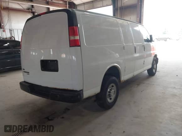2012 Chevrolet Express Cargo с VIN 1GCWGFCA1C1103570, выставлен на аукционе IAAI как лот 42642068 с пробегом 326 705 миль миль и . История ставок и продаж доступна на DreamBid. Изображение 4.