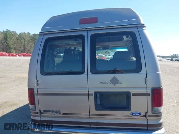 1995 Ford Econoline Cargo with VIN 1FDEE14N3SHB67245, listed as a IAAI auction lot 41899095 with 200,078 mi miles and . Bid and sale history available at DreamBid. Image 16.