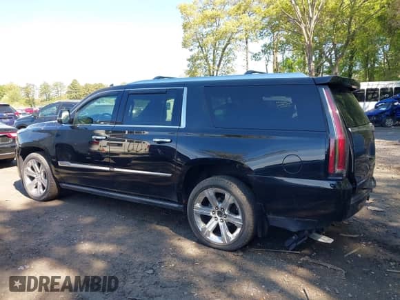 2016 Cadillac Escalade ESV Platinum с VIN 1GYS4KKJXGR339119, выставлен на аукционе IAAI как лот 42166158 с пробегом 76 846 миль миль и . История ставок и продаж доступна на DreamBid. Изображение 14.