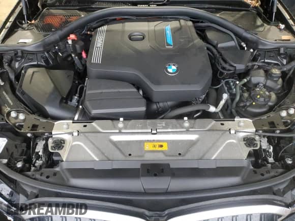 2023 BMW 3 Series 330e xDrive z VIN 3MW39FS08P8C88897, wystawiony jako Copart lot #51423425 z przebiegiem 16 163 mil mil oraz Szkoda całkowita • Salvage title. Historia ofert i sprzedaży dostępna na DreamBid. Obrazek 11.