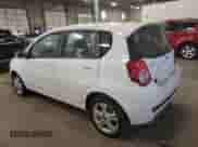 2011 Chevrolet Aveo LS z VIN KL1TD6DE3BB115412, wystawiony jako Copart lot #81599074 z przebiegiem 71 607 mil mil oraz Czysty tytuł • Clean title. Historia ofert i sprzedaży dostępna na DreamBid. Obrazek 2.