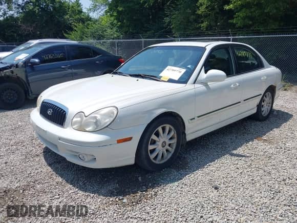 2005 Hyundai Sonata GLS with VIN KMHWF35H15A142105, listed as a IAAI auction lot 42789770 with 168,882 mi miles and . Bid and sale history available at DreamBid. Image 18.
