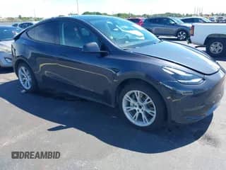 2024 Tesla Model Y с VIN 7SAYGDEDXRF050391, выставлен на аукционе IAAI как лот 43327993 с пробегом 60 206 миль миль и . История ставок и продаж доступна на DreamBid. Изображение 1.