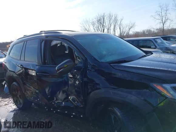 2022 Honda Pilot TrailSport with VIN 5FNYF6H8XNB085971, listed as a IAAI auction lot 41797773 with 55,095 mi miles and . Bid and sale history available at DreamBid. Image 13.