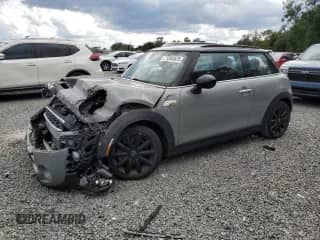 2016 MINI Hardtop S z VIN WMWXP7C52G3B93075, wystawiony jako Copart lot #71598525 z przebiegiem 68 507 mil mil oraz Szkoda całkowita • Salvage title. Historia ofert i sprzedaży dostępna na DreamBid. Obrazek 1.
