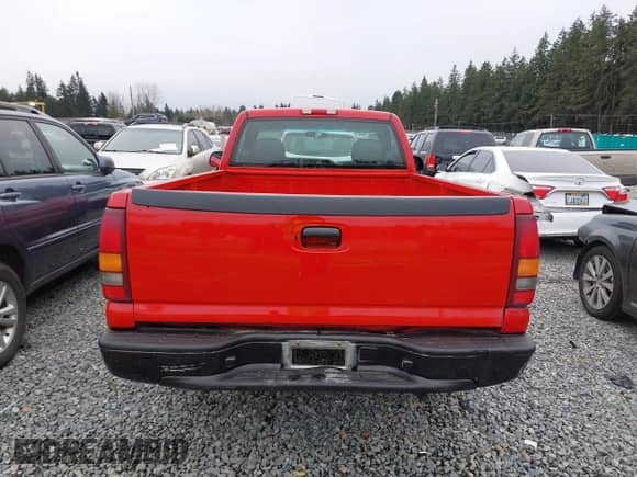 2000 Chevrolet Silverado 1500 с VIN 1GCEC14W0YE175817, выставлен на аукционе IAAI как лот 41677789 с пробегом 113 863 миль миль и . История ставок и продаж доступна на DreamBid. Изображение 15.