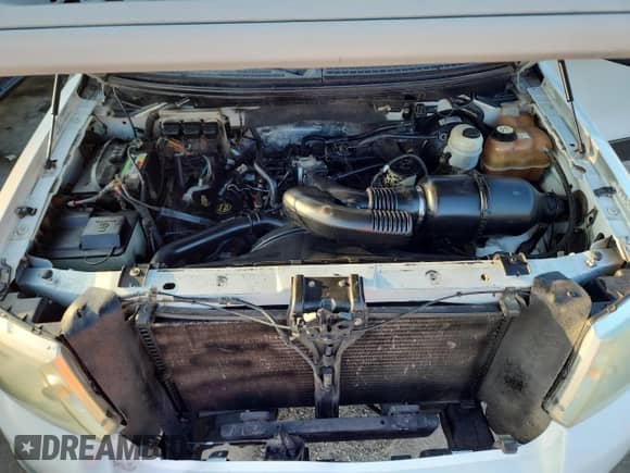 2008 Ford F-150 STX с VIN 1FTRX12W28KD35609, выставлен на аукционе Copart как лот 87310135 с пробегом 163 352 миль миль и Чистый • Clean title. История ставок и продаж доступна на DreamBid. Изображение 11.