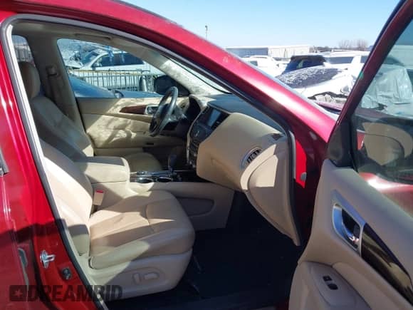 2016 Nissan Pathfinder Platinum with VIN 5N1AR2MM3GC614144, listed as a IAAI auction lot 41554806 with 130,398 mi miles and . Bid and sale history available at DreamBid. Image 5.