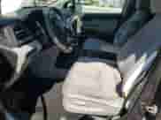 2019 Honda Odyssey LX с VIN 5FNRL6H22KB057134, выставлен на аукционе Copart как лот 68762785 с пробегом 115 161 миль миль и Списание • Salvage title. История ставок и продаж доступна на DreamBid. Изображение 7.