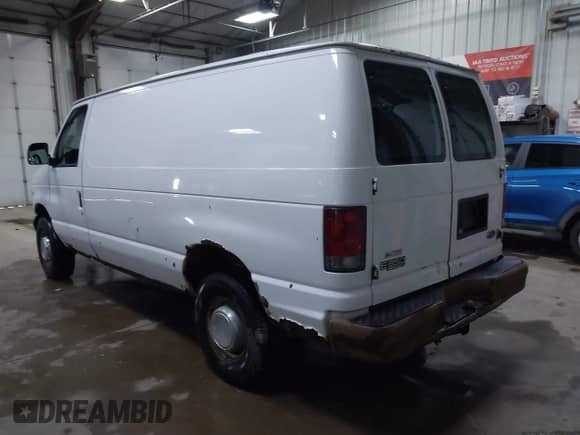 2002 Ford Econoline Cargo z VIN 1FTSE34L22HA51536, wystawiony jako IAAI lot #42071689 z przebiegiem 280 951 mil mil oraz . Historia ofert i sprzedaży dostępna na DreamBid. Obrazek 3.