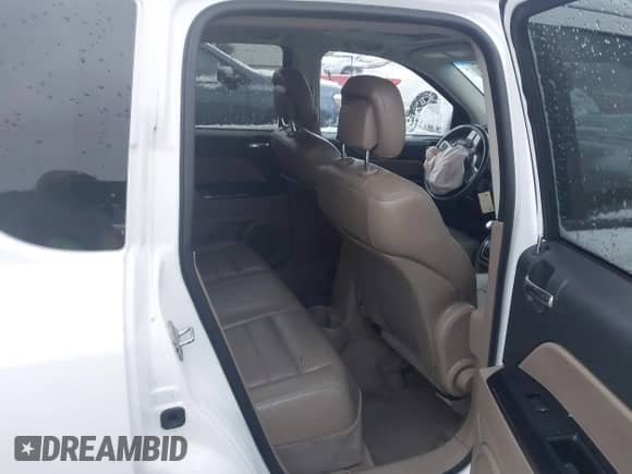 2013 Jeep Compass Limited z VIN 1C4NJDCB6DD166562, wystawiony jako IAAI lot #41059717 z przebiegiem 91 188 mil mil oraz . Historia ofert i sprzedaży dostępna na DreamBid. Obrazek 8.