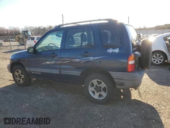 2003 Chevrolet Tracker with VIN 2CNBJ13C836907099, listed as a Copart auction lot 49613725 with Not provided miles and Salvage title. Bid and sale history available at DreamBid. Image 2.