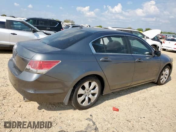 2009 Honda Accord EX-L with VIN 1HGCP26809A004284, listed as a Copart auction lot 80887135 with 194,839 mi miles and Salvage title. Bid and sale history available at DreamBid. Image 3.