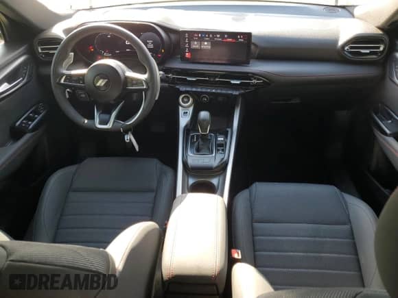 2024 Dodge Hornet R/T with VIN ZACPDFCW1R3A32749, listed as a Copart auction lot 72013585 with 30,960 mi miles and Clean title. Bid and sale history available at DreamBid. Image 8.