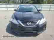 2016 Nissan Altima SR z VIN 1N4AL3AP8GC131135, wystawiony jako Copart lot #71108415 z przebiegiem 144 304 mil mil oraz Czysty tytuł • Clean title. Historia ofert i sprzedaży dostępna na DreamBid. Obrazek 5.