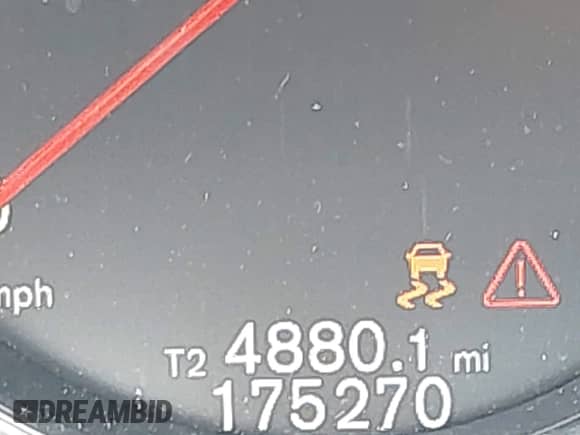 2018 Volvo S60 Dynamic с VIN YV126MFL4J2458009, выставлен на аукционе IAAI как лот 42396373 с пробегом 175 270 миль миль и . История ставок и продаж доступна на DreamBid. Изображение 15.