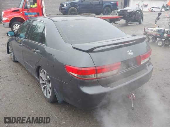 2003 Honda Accord LX z VIN 1HGCM66353A018662, wystawiony jako IAAI lot #41908567 z przebiegiem 216 510 mil mil oraz . Historia ofert i sprzedaży dostępna na DreamBid. Obrazek 3.