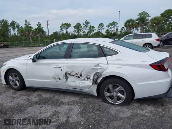 2023 Hyundai Sonata SE with VIN KMHL24JA4PA258737, listed as a IAAI auction lot 43164160 with 78,621 mi miles and . Bid and sale history available at DreamBid. Image 6.