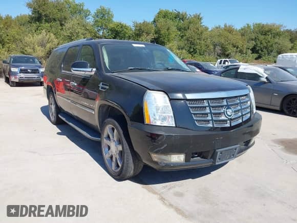 2008 Cadillac Escalade ESV с VIN 1GYFK668X8R142345, выставлен на аукционе IAAI как лот 43410432 с пробегом 125 421 миль миль и . История ставок и продаж доступна на DreamBid. Изображение 1.