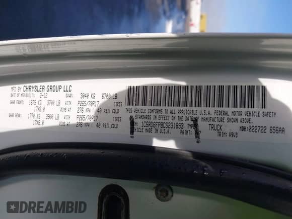 2012 Ram 1500 Tradesman z VIN 1C6RD6FP8CS231893, wystawiony jako IAAI lot #41097504 z przebiegiem 131 717 mil mil oraz . Historia ofert i sprzedaży dostępna na DreamBid. Obrazek 9.