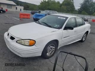 2001 Pontiac Grand Am SE1 с VIN 1G2NF52T41C177549, выставлен на аукционе Copart как лот 70991305 с пробегом 137 770 миль миль и Списание • Salvage title. История ставок и продаж доступна на DreamBid. Изображение 1.