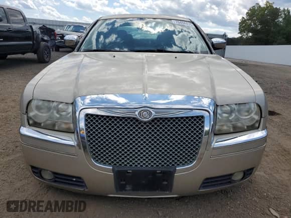 2006 Chrysler 300 Touring с VIN 2C3KA53G76H515940, выставлен на аукционе Copart как лот 70494475 с пробегом 181 327 миль миль и Списание • Salvage title. История ставок и продаж доступна на DreamBid. Изображение 5.