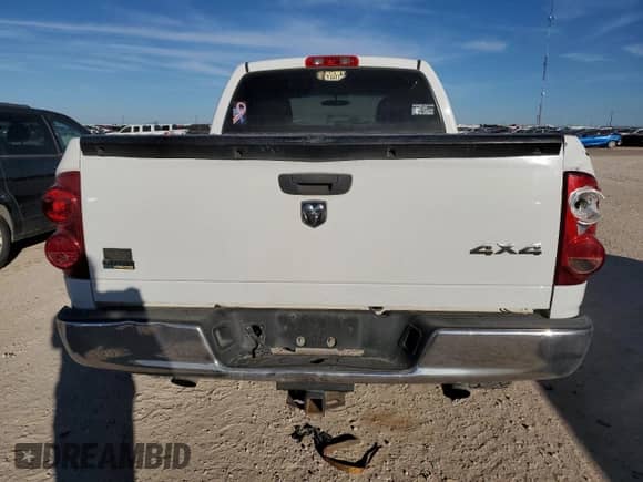 2007 Dodge 1500 ST z VIN 1D7HU18P17J510799, wystawiony jako Copart lot #86441554 z przebiegiem 279 519 mil mil oraz Szkoda całkowita • Salvage title. Historia ofert i sprzedaży dostępna na DreamBid. Obrazek 6.