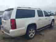 2008 Chevrolet Suburban LTZ с VIN 1GNFK16328R221447, выставлен на аукционе IAAI как лот 42727159 с пробегом 205 987 миль миль и . История ставок и продаж доступна на DreamBid. Изображение 4.