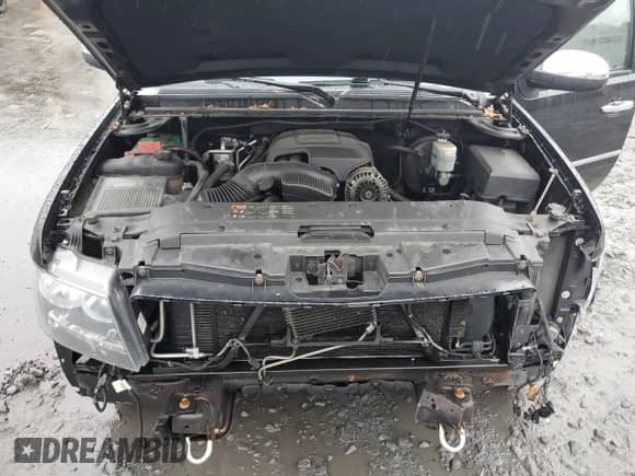 2012 Chevrolet Suburban LTZ z VIN 1GNSKKE74CR234444, wystawiony jako Copart lot #85596655 z przebiegiem 223 614 mil mil oraz Szkoda całkowita • Salvage title. Historia ofert i sprzedaży dostępna na DreamBid. Obrazek 12.