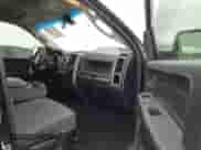 2014 Ram 1500 Express z VIN 1C6RR6FT5ES416548, wystawiony jako IAAI lot #41518392 z przebiegiem 127 336 mil mil oraz . Historia ofert i sprzedaży dostępna na DreamBid. Obrazek 5.