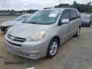 2005 Toyota Sienna XLE z VIN 5TDZA22C25S266616, wystawiony jako IAAI lot #42740146 z przebiegiem 174 213 mil mil oraz . Historia ofert i sprzedaży dostępna na DreamBid. Obrazek 2.