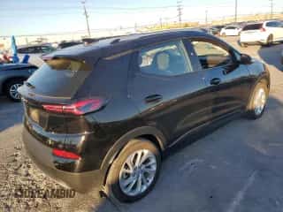 2023 Chevrolet Bolt EUV LT z VIN 1G1FY6S02P4193363, wystawiony jako Copart lot #86617465 z przebiegiem 20 716 mil mil oraz Szkoda całkowita • Salvage title. Historia ofert i sprzedaży dostępna na DreamBid. Obrazek 3.