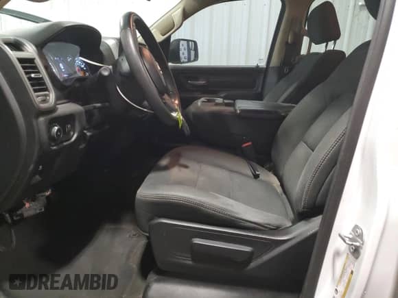 2020 Ram 1500 Tradesman with VIN 1C6RREGT6LN250965, listed as a Copart auction lot 86255105 with 201,906 mi miles and Clean title. Bid and sale history available at DreamBid. Image 7.