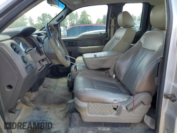 2010 Ford F-150 XL with VIN 1FTEX1E83AFB90364, listed as a Copart auction lot 67786115 with 164,600 mi miles and Salvage title. Bid and sale history available at DreamBid. Image 7.