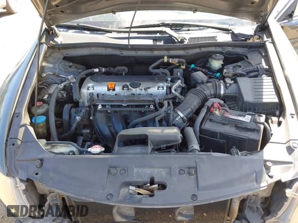 2008 Honda Accord LX z VIN JHMCP26368C011339, wystawiony jako IAAI lot #43368508 z przebiegiem 162 353 mil mil oraz . Historia ofert i sprzedaży dostępna na DreamBid. Obrazek 10.