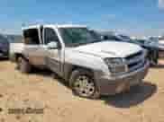 2003 Chevrolet Avalanche с VIN 3GNEC13T33G162981, выставлен на аукционе Copart как лот 71110065 с пробегом 292 255 миль миль и Списание • Salvage title. История ставок и продаж доступна на DreamBid. Изображение 4.