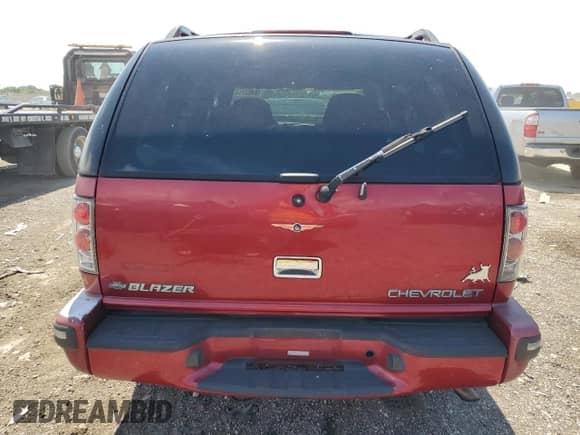 1999 Chevrolet Blazer LS z VIN 1GNCS13W2X2244428, wystawiony jako Copart lot #66462484 z przebiegiem Nie podano mil oraz Szkoda całkowita • Salvage title. Historia ofert i sprzedaży dostępna na DreamBid. Obrazek 6.